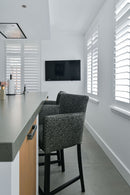 Barstoel met ruitjespatroon