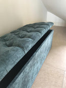 Gecapitonneerde hocker