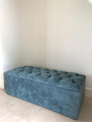 Gecapitonneerde hocker