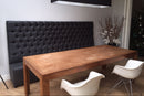 Luxe wandbank op maat met hoge rugleuning